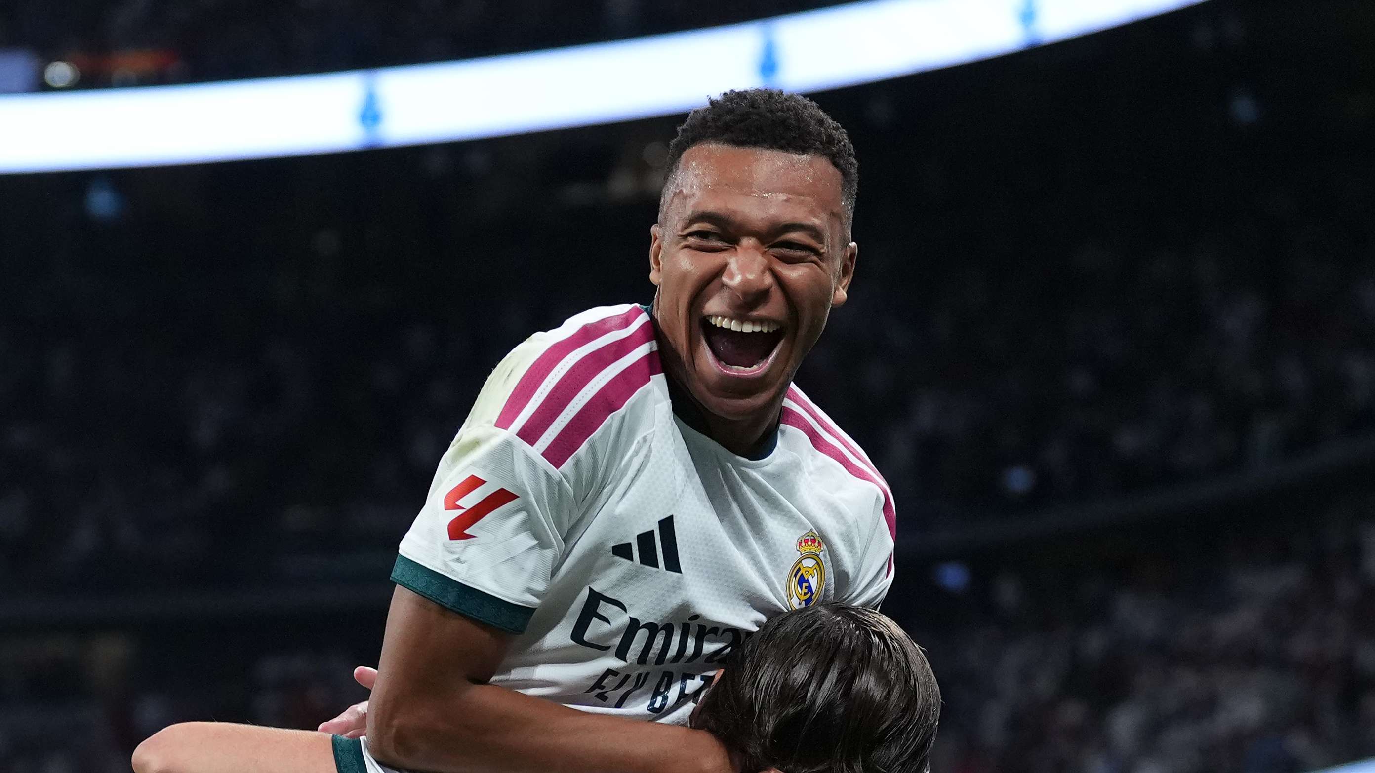 Mbappé closes in on a historic feat: 9 goals separate him from Ronaldo's record  