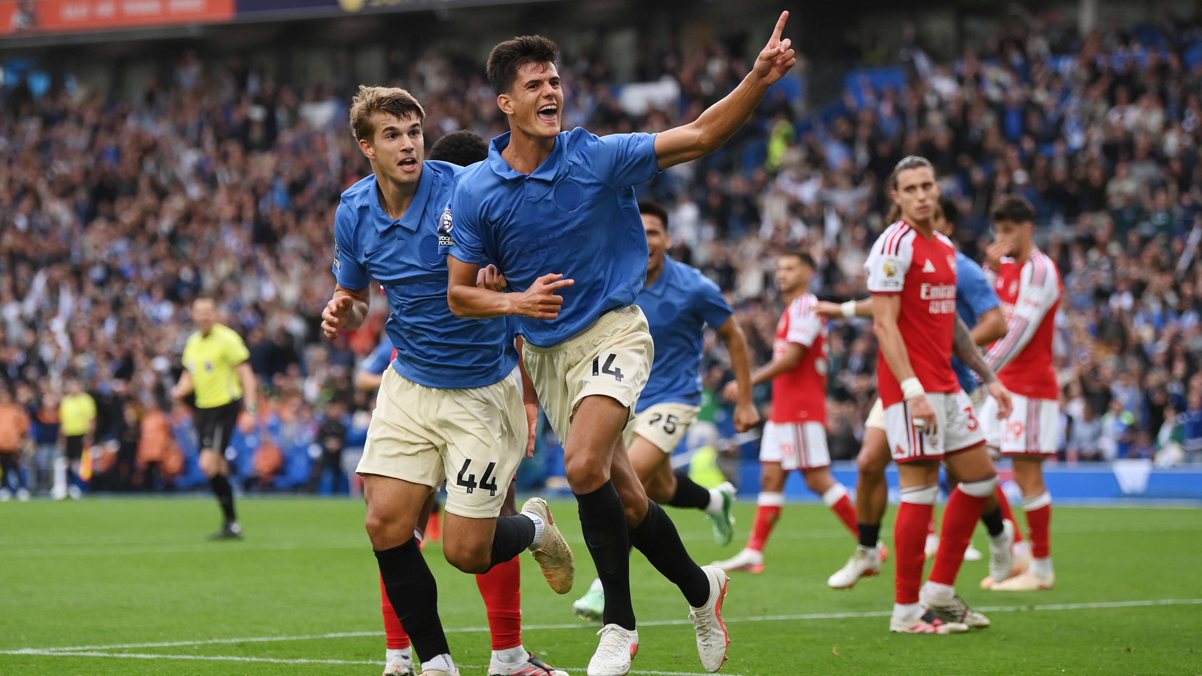 Video: The title holder out of the picture! Brighton humiliate Arsenal and teach them a harsh lesson  
