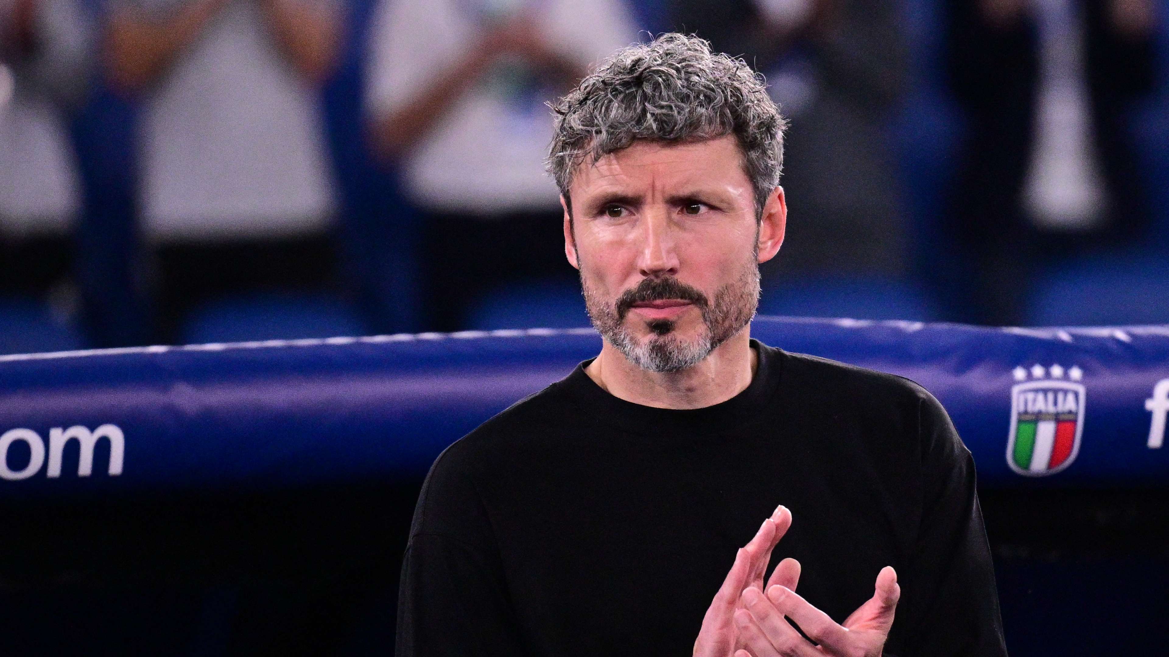 Belgian media unanimously full of praise for Van Bommel: 'In the Netherlands they are jealous!'  