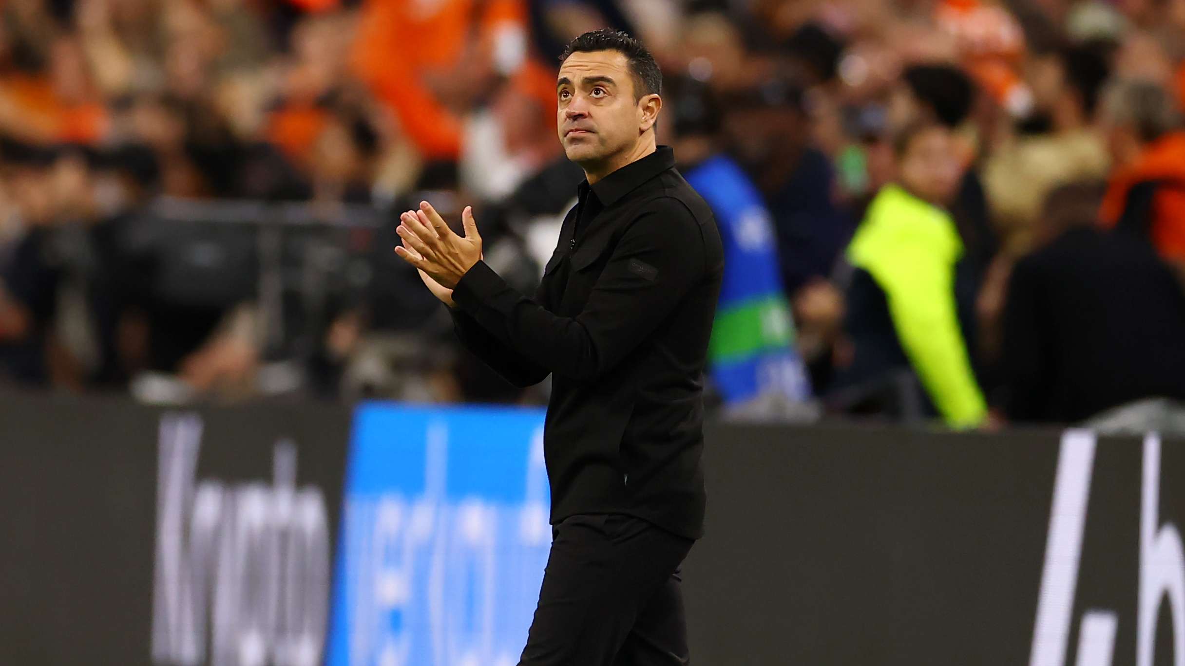 Van Dijk praises Xavi style as Oranje hold Germany  