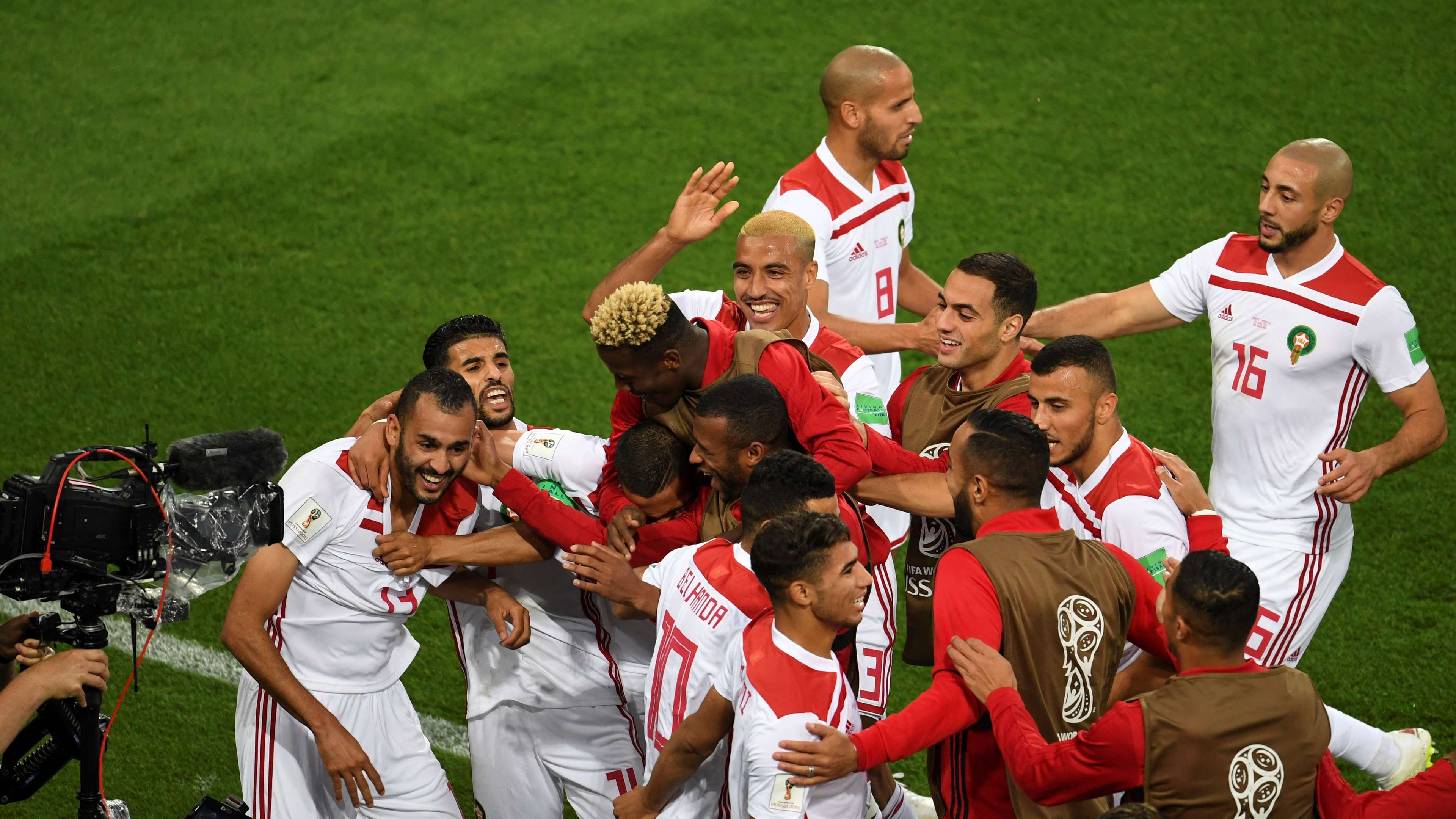 Morocco star hangs up his boots  