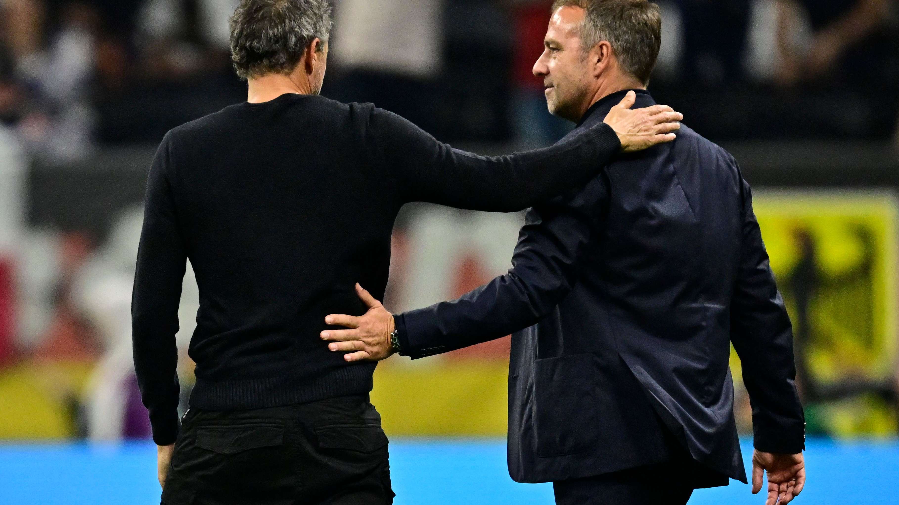 Paris and Barcelona on the chessboard: Enrique's trap or Flick's way out? The secret word in the most dangerous of battles  