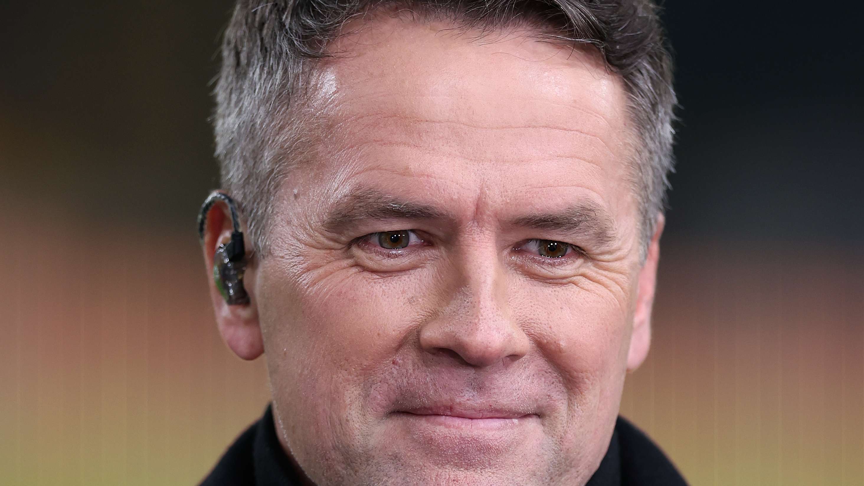 Owen surprises Manchester United fans with his stance on sacking Carrick  