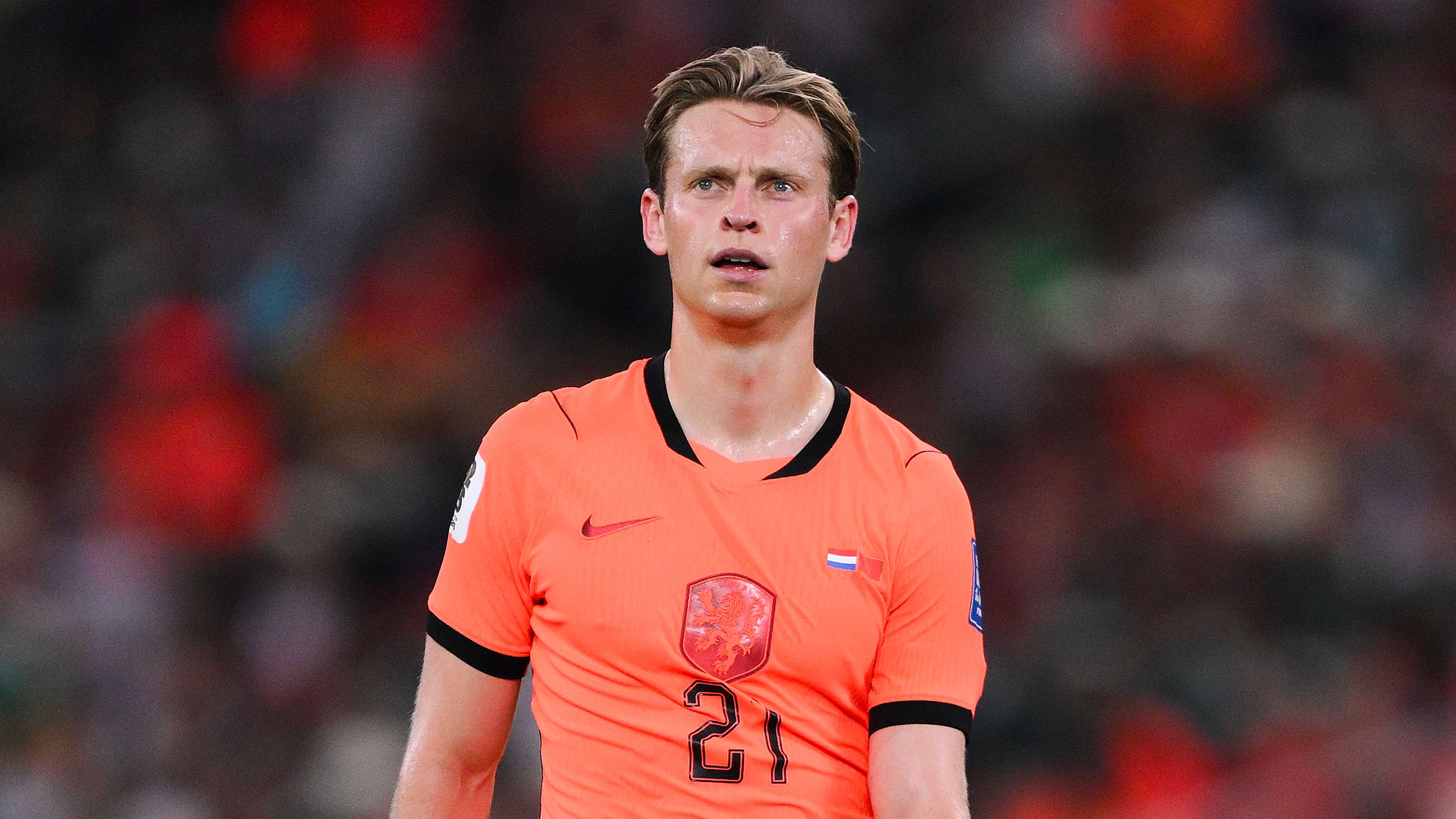 Xavi backs De Jong for Netherlands return  