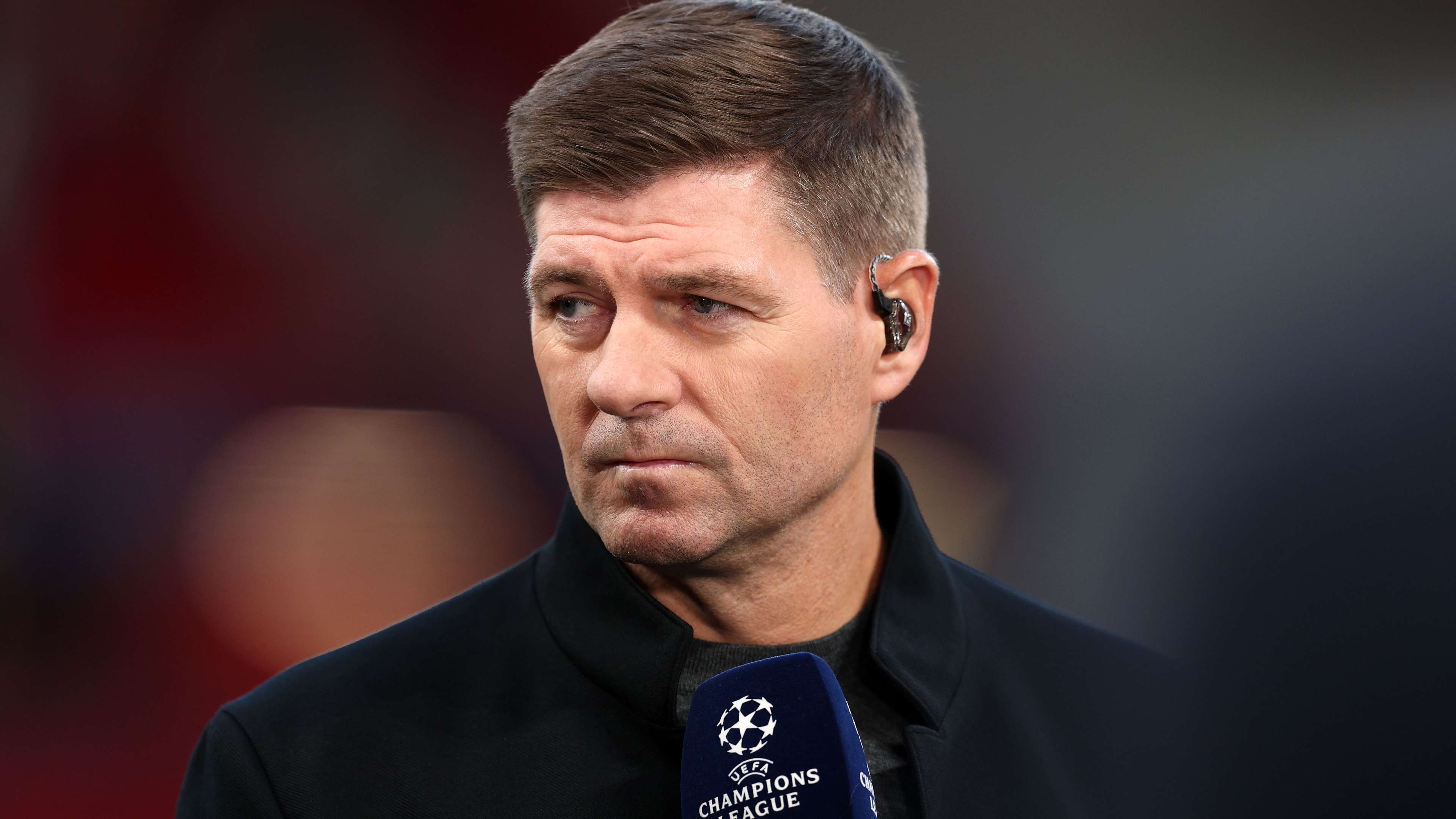 Gerrard signs up for new role working with Man Utd icon  