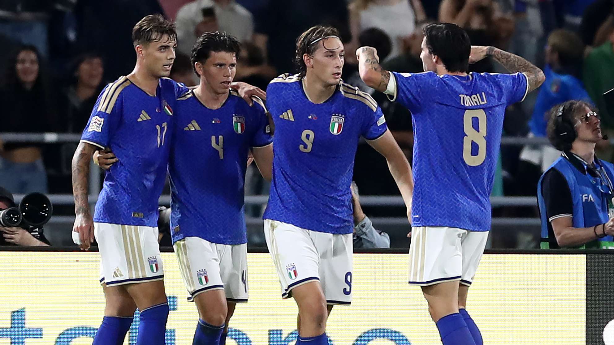Italy do not shine, but win again: 3-1 against Turkey and second place in the standings  