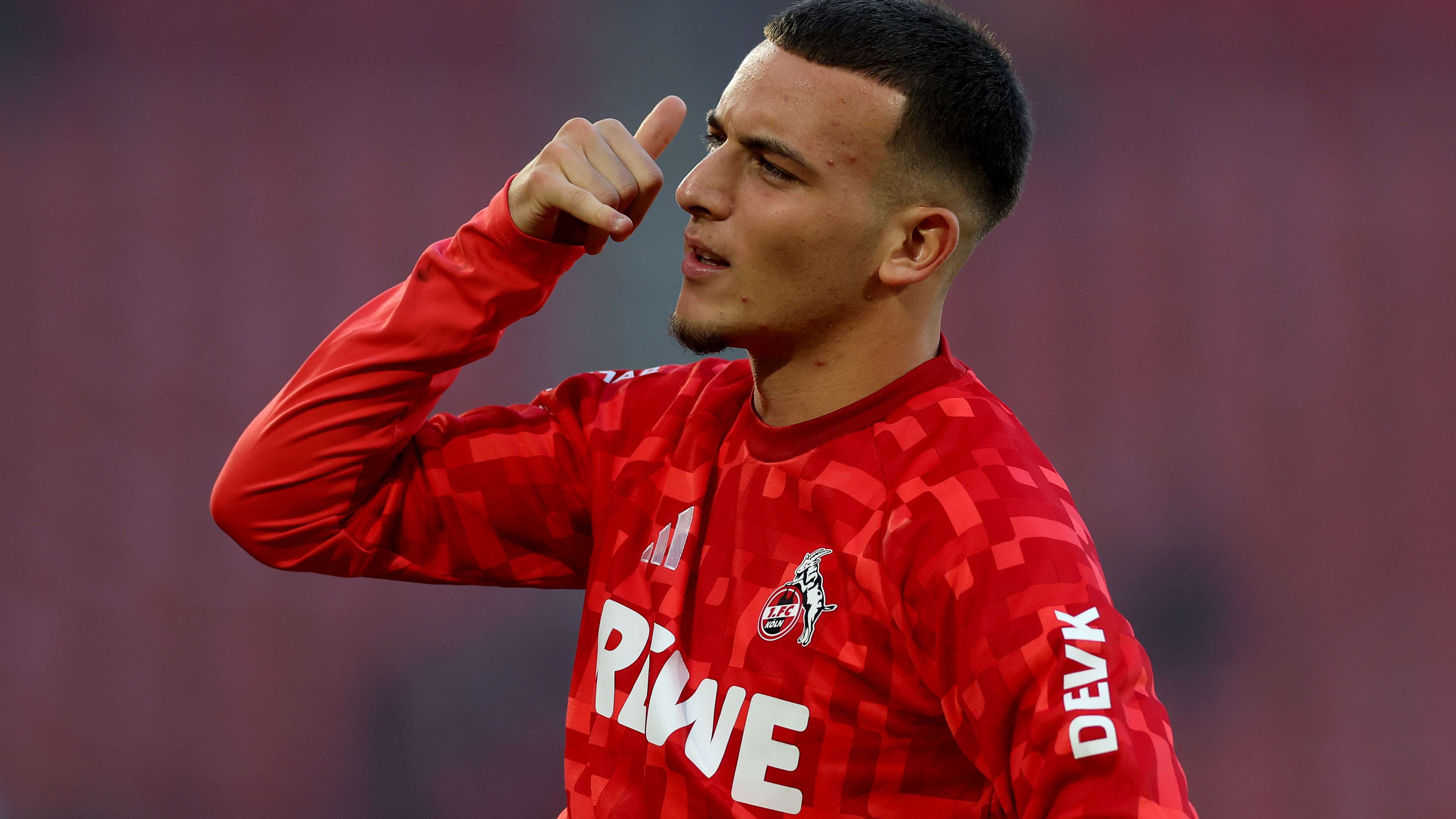 Former internationals make snide remarks about El Mala  