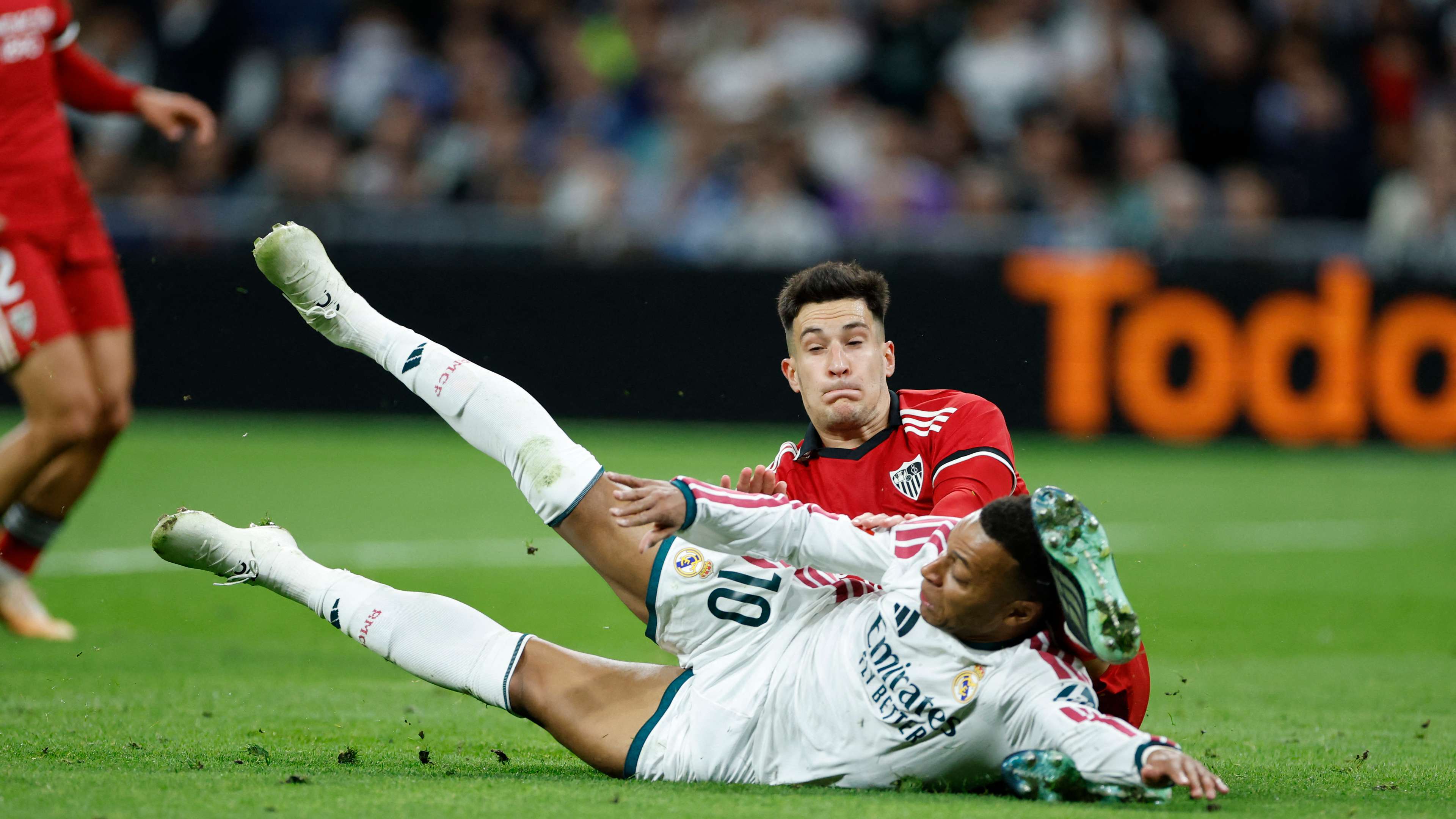 Analyse Mbappe's goal and penalty: a refereeing report cries out: is this what you will be serving up in the 2030 World Cup final?  