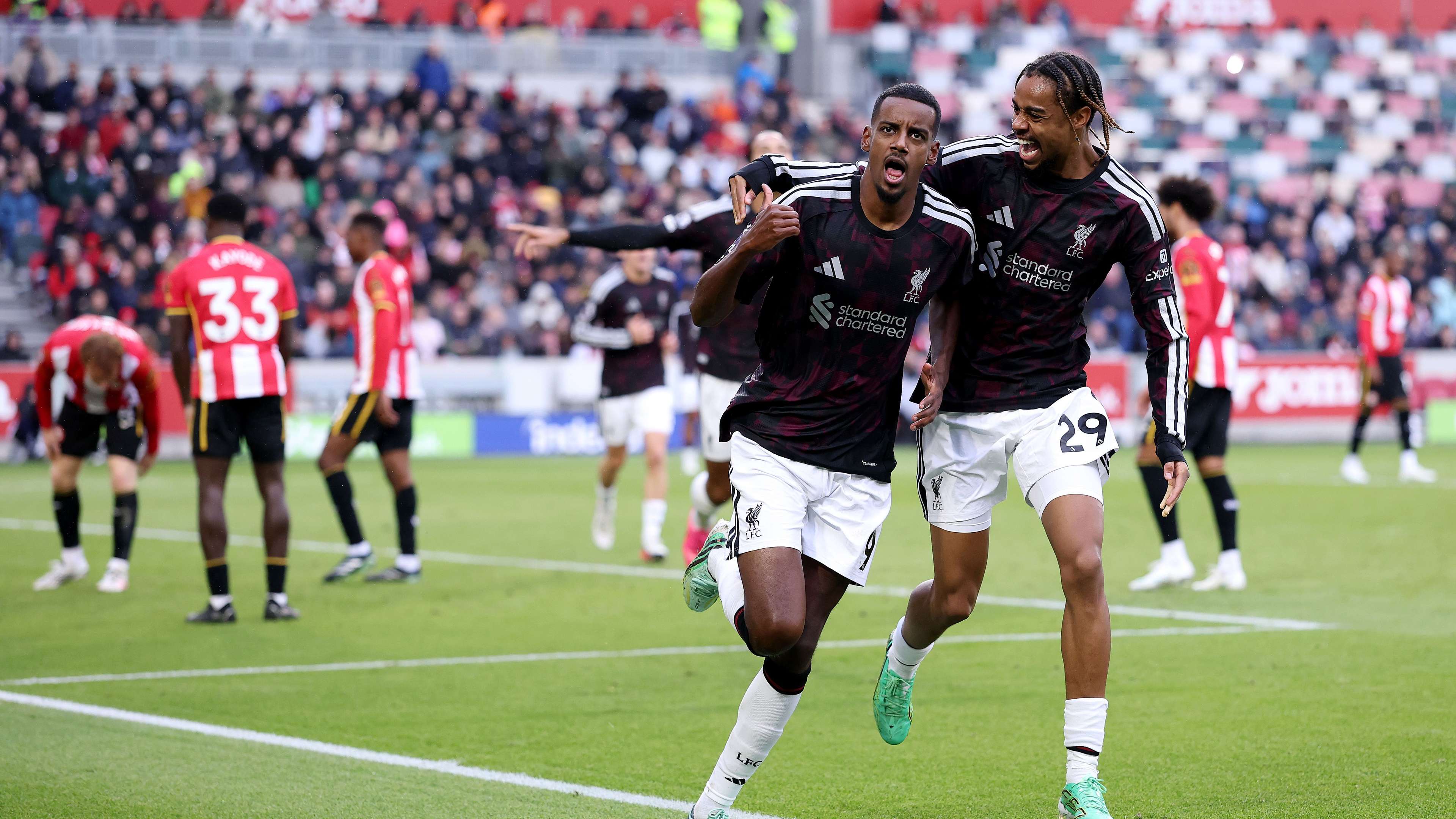 Video: Liverpool punish Brentford in eight minutes  
