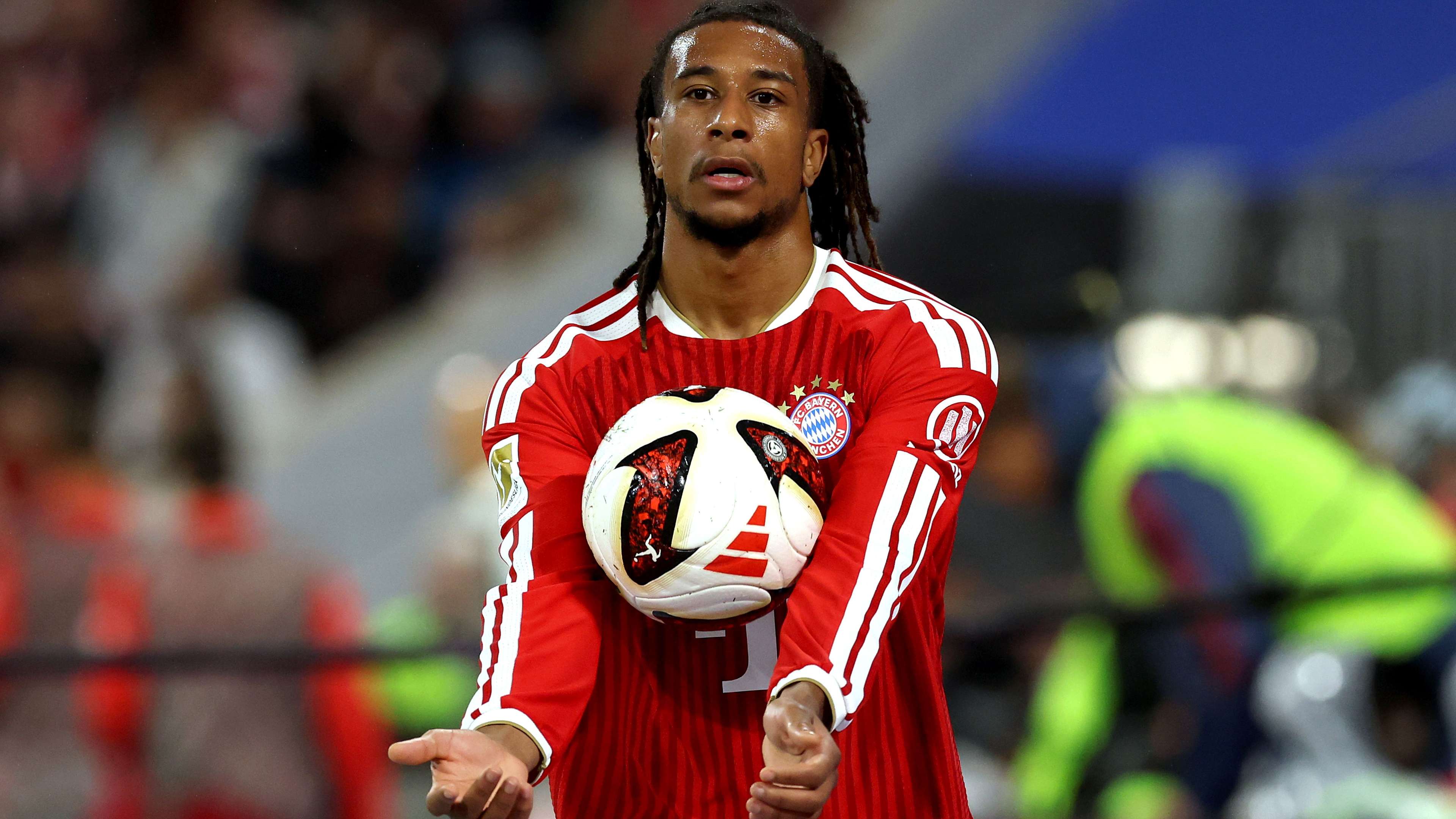 “It’s all rubbish!” Hoeneß raises eyebrows over €300m for Olise  
