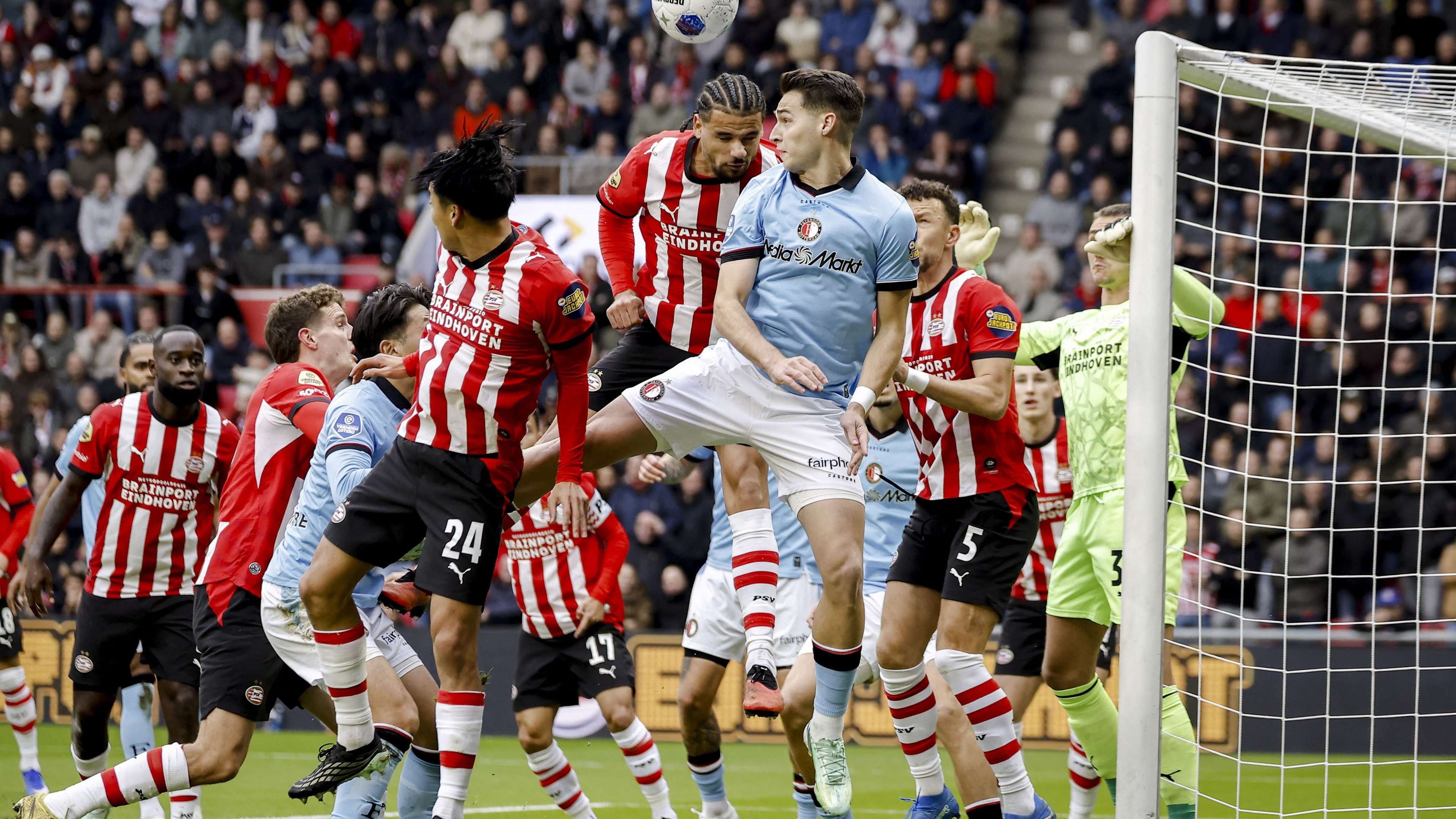 Feyenoord rally after half-time and claim a hard-fought point in Eindhoven  
