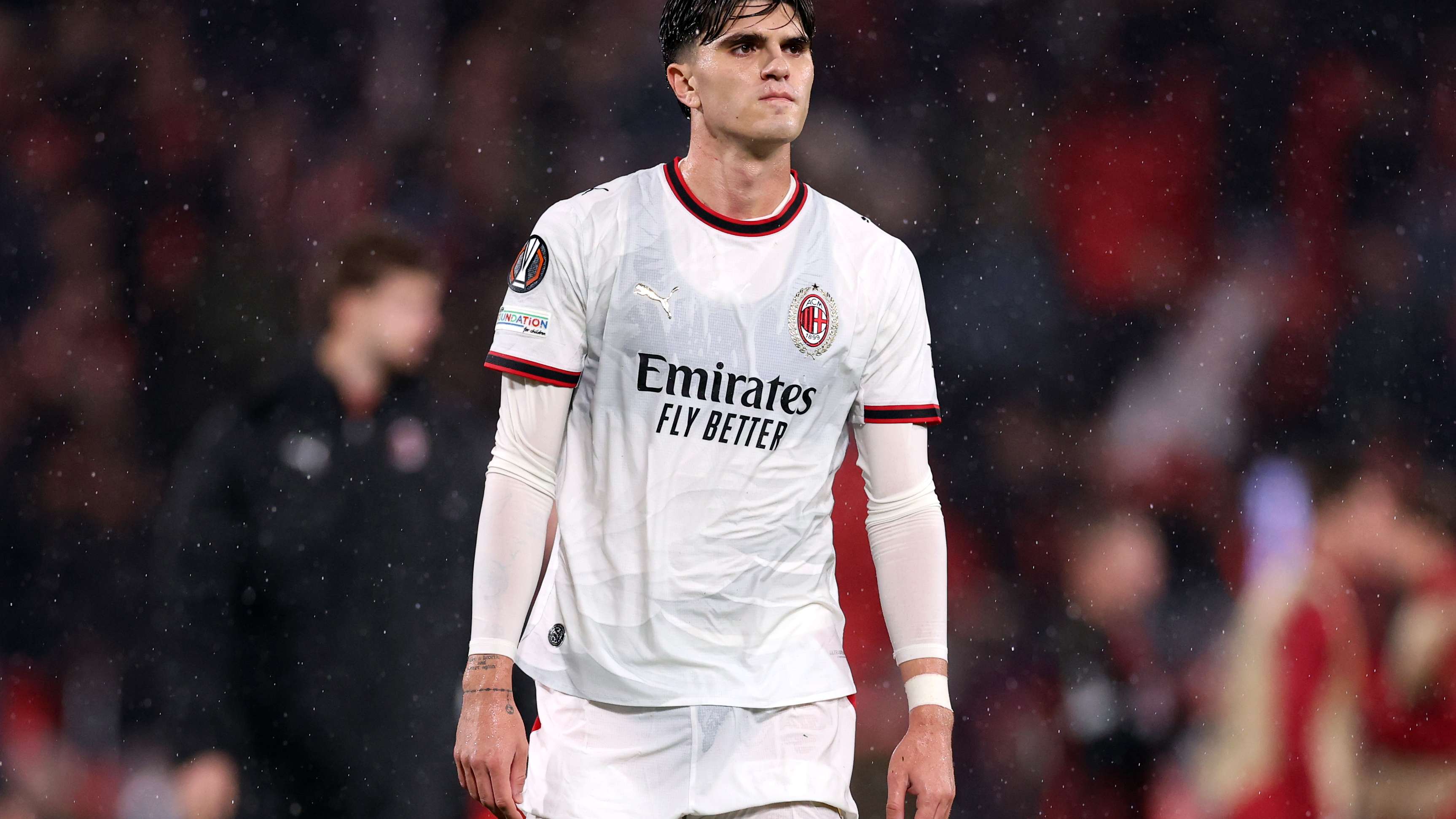 Milan, Amorim is reinventing Bartesaghi: his evolution into a wide midfielder  