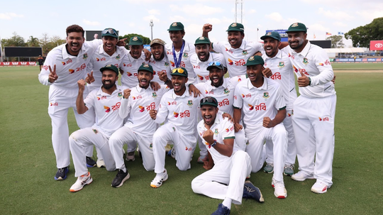 Simmons backs players amid weather switch from Asian Games to UAE Test  